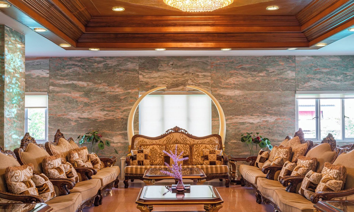Surin Hotel | Thong Tarin Hotel