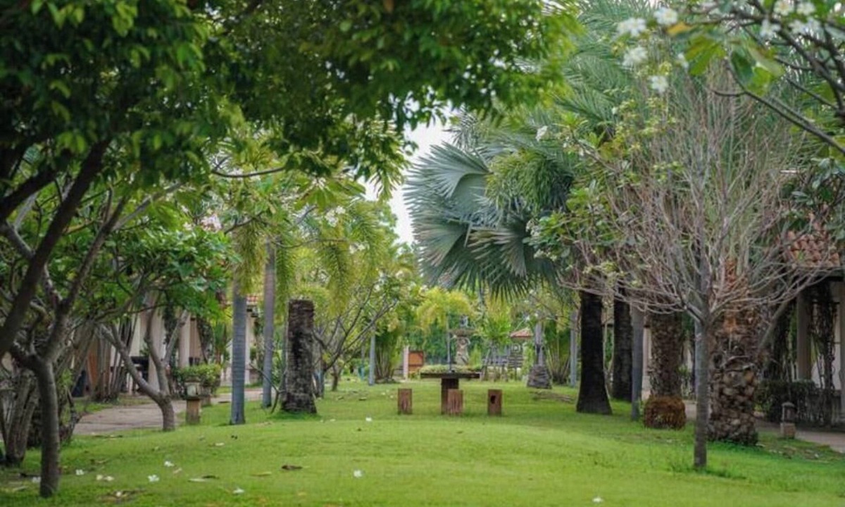Si Racha Apartment | Two Fifty Nine Resort 259 รีสอร์ต