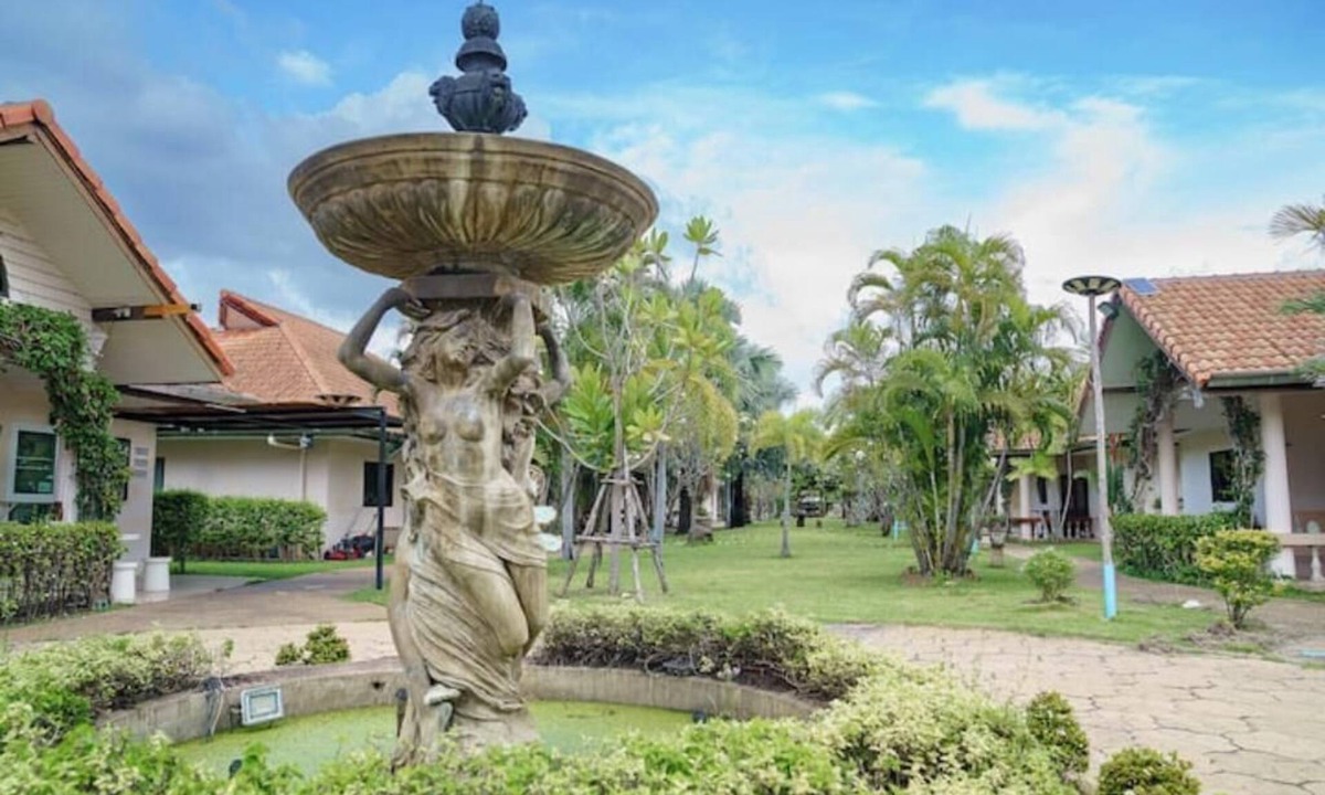 Si Racha Villa | Two Fifty Nine Resort 259 รีสอร์ต