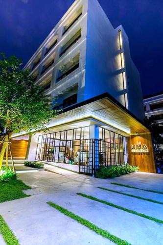 Dusit Hotel | UMA Residence