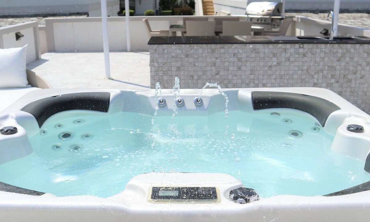 Ko Chang Villa | Villa With A Hot Tub