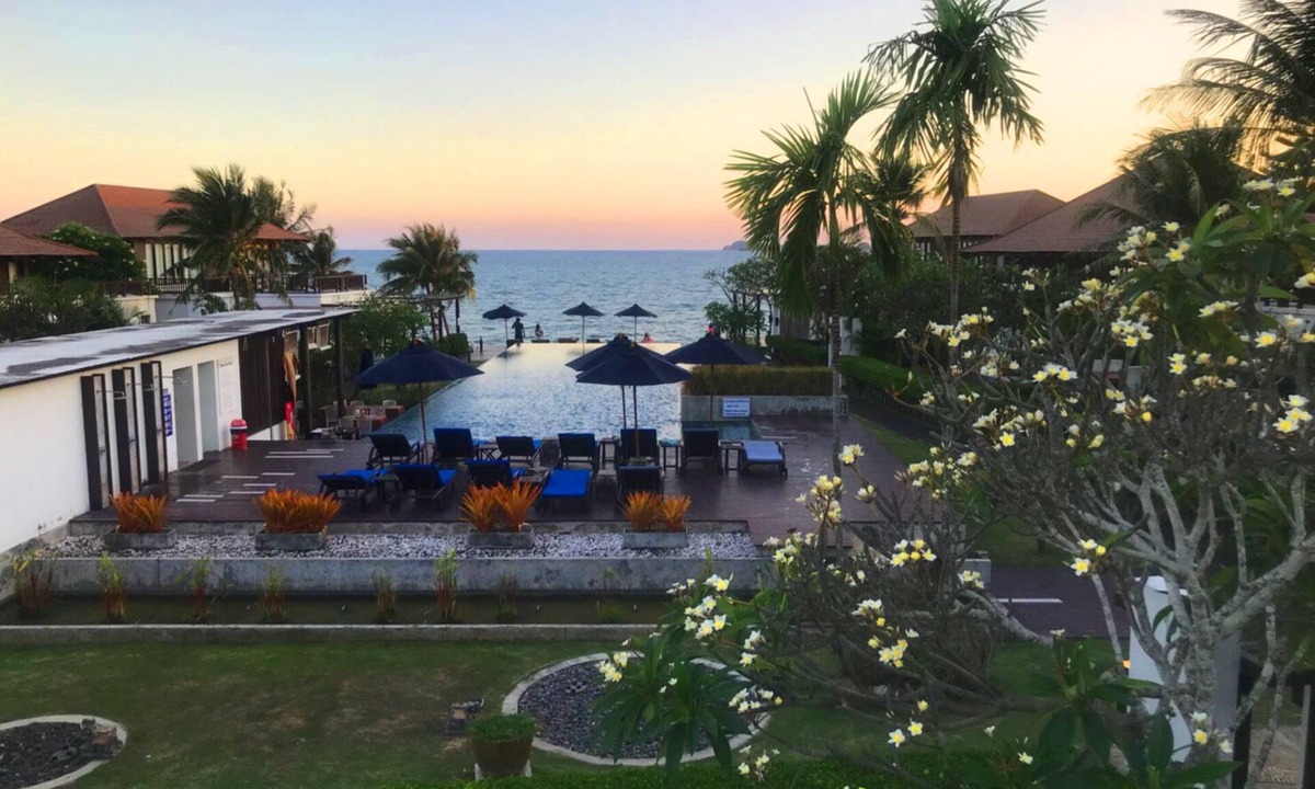 Chakphong House | Village 5 bedrooms- The Oriental Beach
