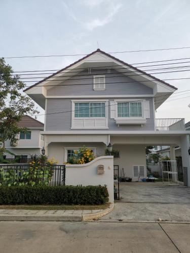Khlong Song Ton Nun Apartment | WanaleesiriHouse
