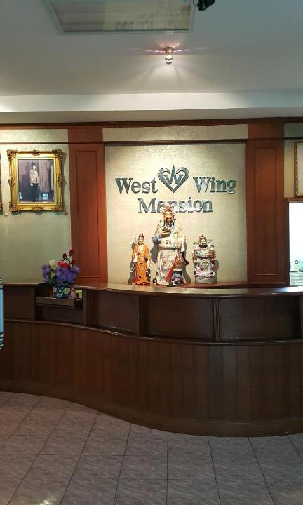 Wat Tha Phra Apartment | West Wing Mansion