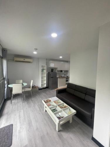 Don Muang Apartment | Wild guest house