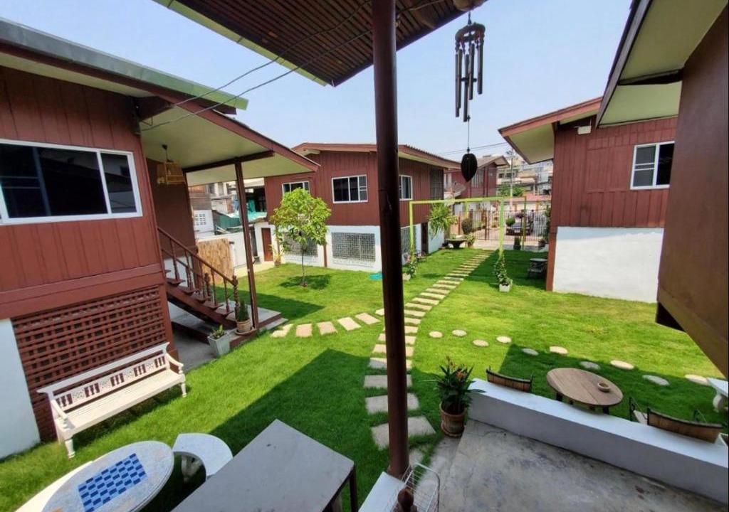 Hai Ya Hostel | Wooden hostel