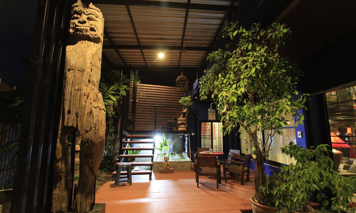 Chang Moi Apartment | #YA Apartment on the famous LOY-KROH ROAD, between Night Bazar and The Old City