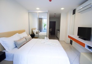 2 bedroom apartment@ Art On The Hill