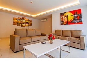 2 Bedroom apartment @Laguna Bay 2