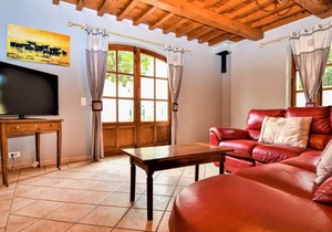 6 bedroom accommodation in Maillane