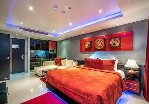 Absolute Bangla Suites, awesome location, rooftop pool L-06