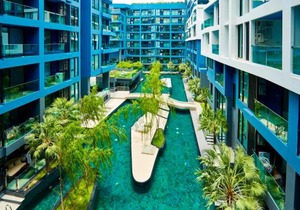 Acqua Condo by Tech