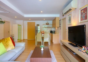 Baan SanKraam 2BR Apt, MAD-PoolView