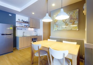 Baan SanKraam 2BR Apt, CCC-PoolView