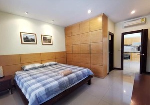 Baronial Pool Villas