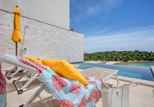 BEACHSIDE VILLA - B18 - at Bayside Luxury Villas Samrong Bay Beach, 4 BED 5 BATH, SEA & SUNSET VIEWS, only 200m walk to the Beach