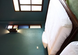 Bed&Breakfast, 2 Queen size beds near Chiang Mai railway station