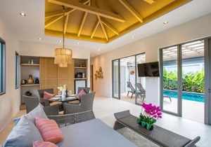 Boutique 2BR Villa Dalaa 1, Chemical Free Pool, Gated Residence, Kamala Beach