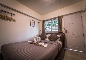 Canal View Lo-ha guest house, Contactless Check-in