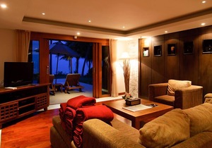 Coconut Island 4 Bedroom Beachfront Pool