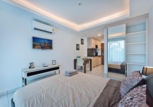 CONVENIENT Studio in Laguna Beach Resort 2.
