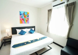 Fabulous double bed room with ABF near Don Mueang Airport