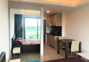Laguna beach resort 2 studio condo Pattaya