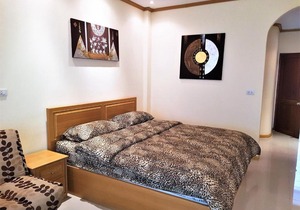 Large 1st floor studio condo at Baan Suan Lalana