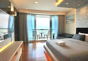Luxurious Beachfront Pattaya