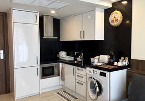 Luxury Apartment B2 on Grand Avenue in Central Pattaya at Pattaya City Estates