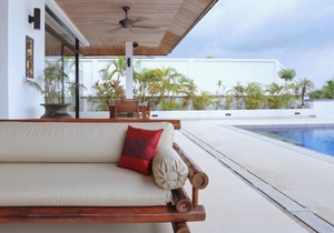 Luxury Serviced Pool Villas With Ocean View