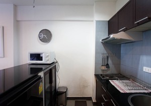 Night Bazaar Road - 40 Sqm - 7th Floor - Work-From-Home w/Fully Fitted Kitchen