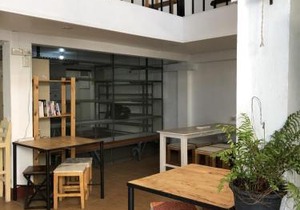 PLOY Hostel