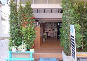 PLOY Hostel