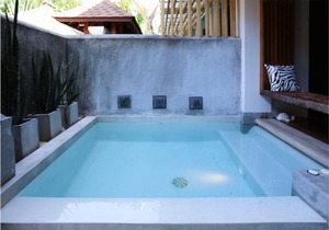 Plunge Pool Suite 16