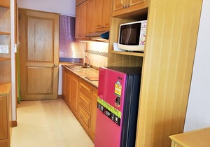 Spacious 3rd floor studio at Baan Suan Lalana