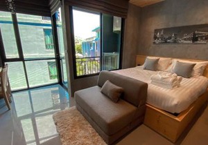 Stylish Loft Studio 10 min to Nai Harn Beach