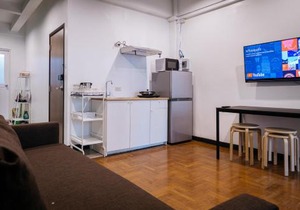 T3 TWO Bedrooms WIFI Full kitchen 1 min to BTS