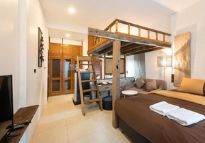 Tepbunthom Hostel