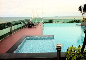 Thanyalak at The Gallery Condominium
