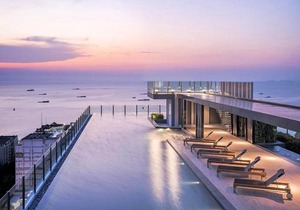 The Base Central Pattaya By Pattaya Holiday