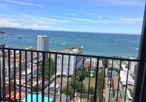 The Base Central Pattaya by Minsu