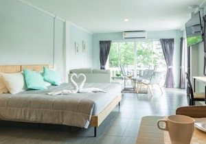 THE BEACH CHA AM Suites
