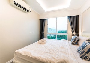 The Orient Resort and Spa by Happy Host