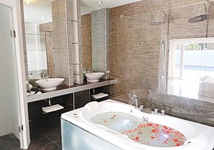 Thiva Pool Villa Plus Hua Hin