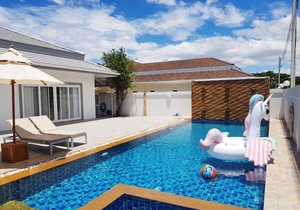 Thiva Pool Villa Plus Hua Hin