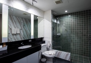 Three-Bedroom Suite 2 (225 Sqm.)