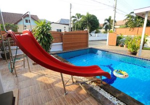 Tropical Hill Pool Villa