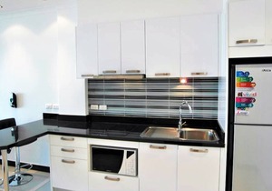 View Talay 8 Large studio apartment with sea view Pattaya