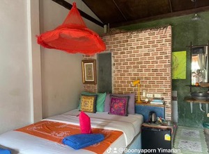 Artist Place Trat | Bang Phra